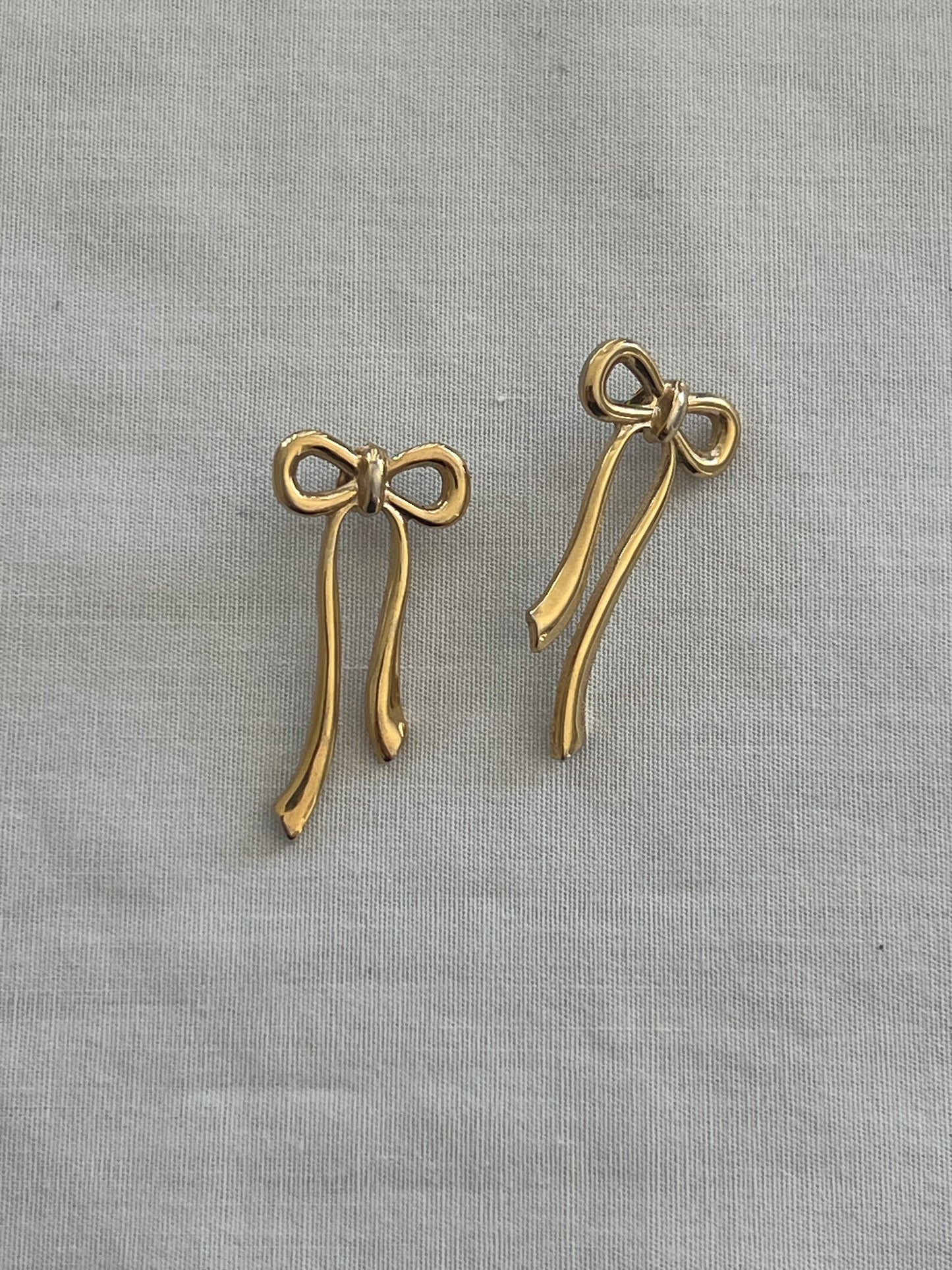 Goldie Bow Earrings